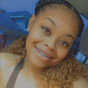 Meet your Posher, Daja